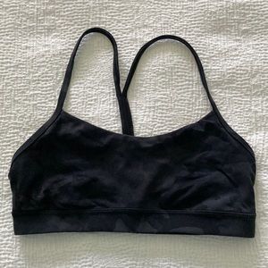 Black camo lululemon sports bra, size 8
